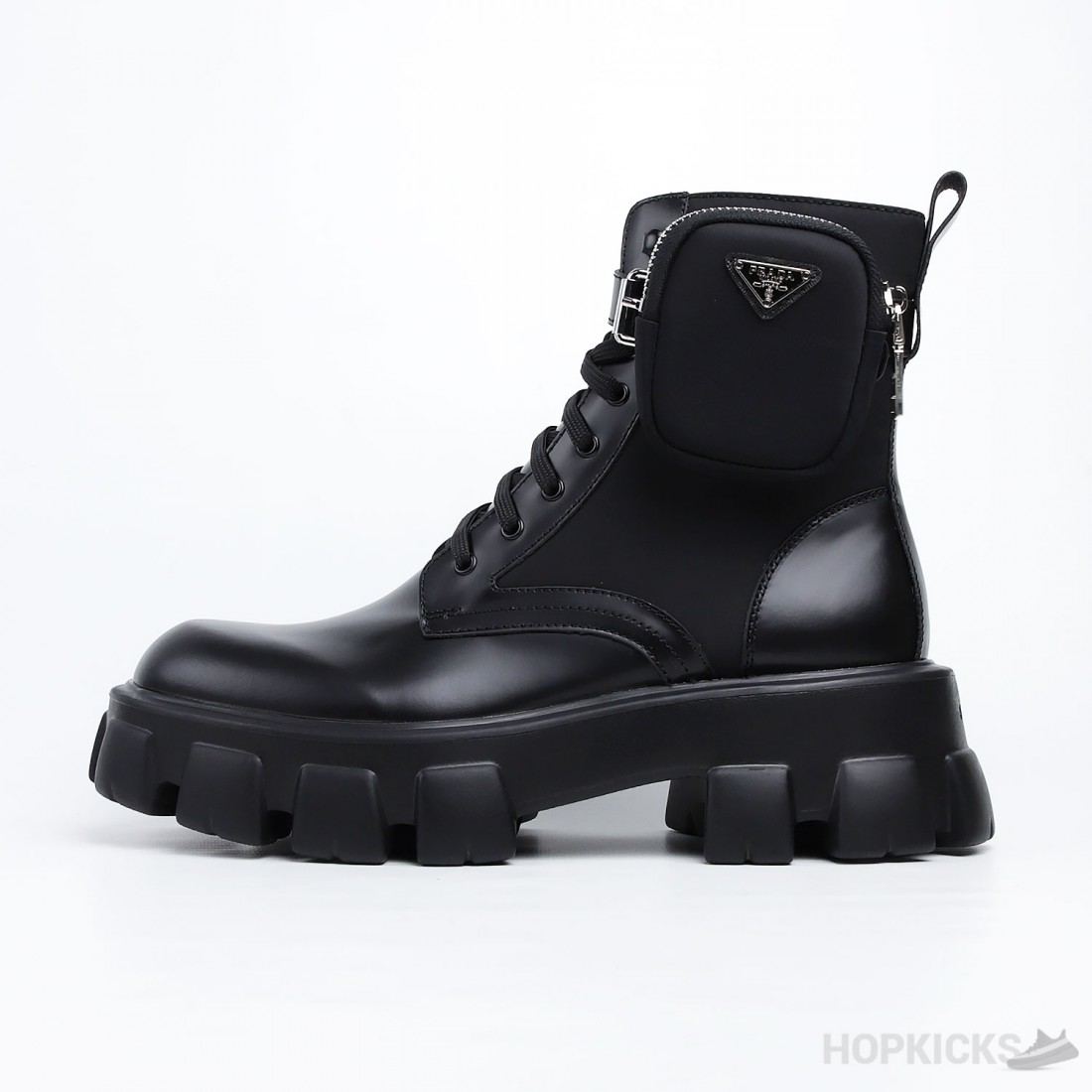 靴 Prada Combat boots Prada Brogue Detailed Leather Combat Boots - UK7.5/8 – Warmwaves
